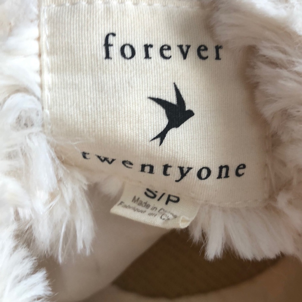 Fur wrap - Picture 4 of 4